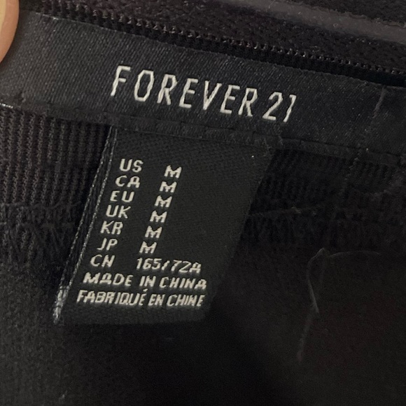 🦜FOREVER 21 Very sexy Dress. Bag 50 - Picture 7 of 9